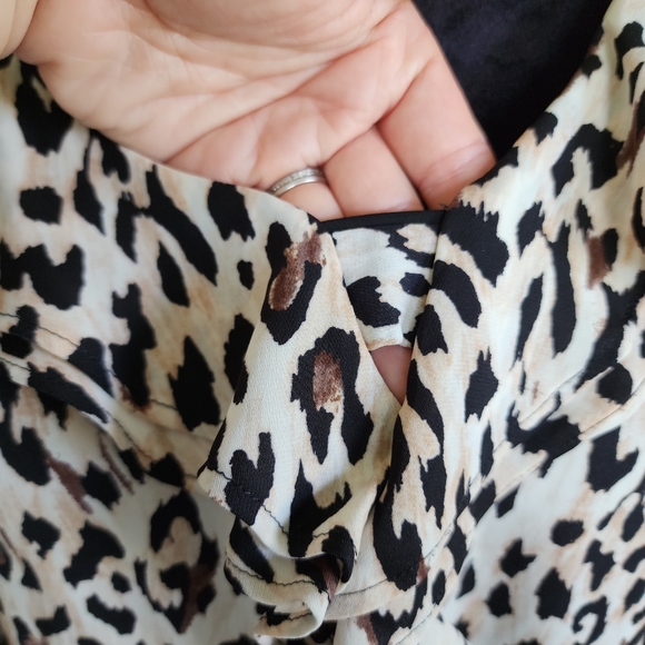 White House Black Market leopard print tank top, medium - Picture 6 of 12